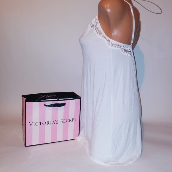 Victoria Secret Lingerie - Picture 6 of 8